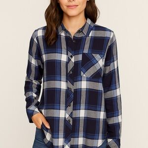 Rails Hunter Navy Sky Plaid Button Down Shirt Women’s Medium Revolve